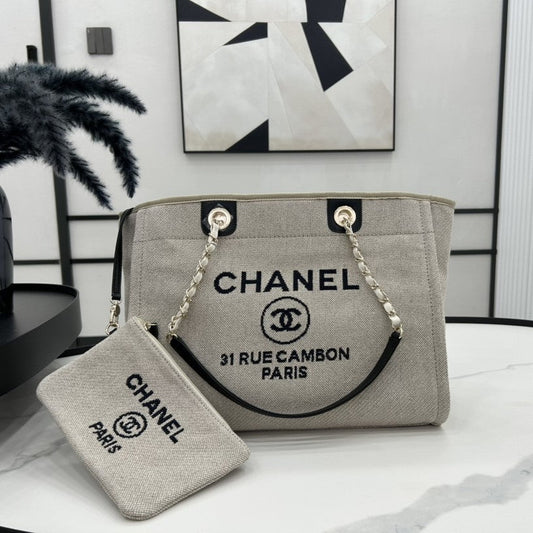 Sac CC Deauville en tweed 33 x 24 x 14,5 cm Cuir noir Ferrures dorées 36
