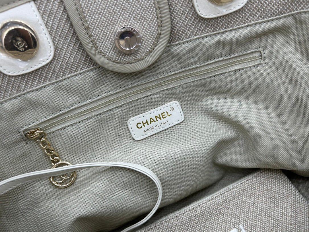 Sac CC Deauville Tweed 33x24x14,5cm Cuir Blanc Ferrures Dorées 30