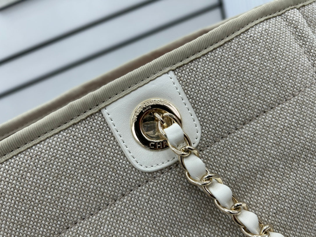 Sac CC Deauville Tweed 33x24x14,5cm Cuir Blanc Ferrures Dorées 30