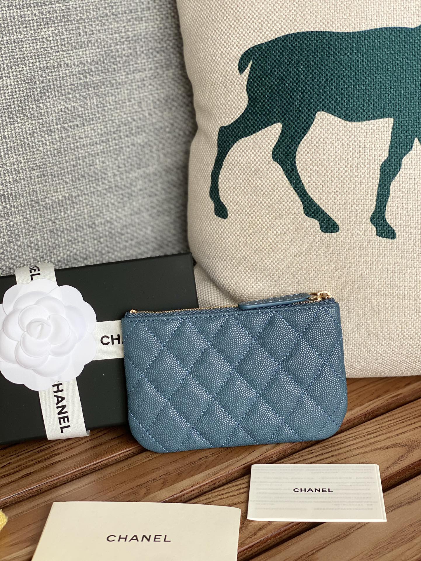 cc ジップウォレット 15 ダーククラウドブルー キャビアゴールド金具
