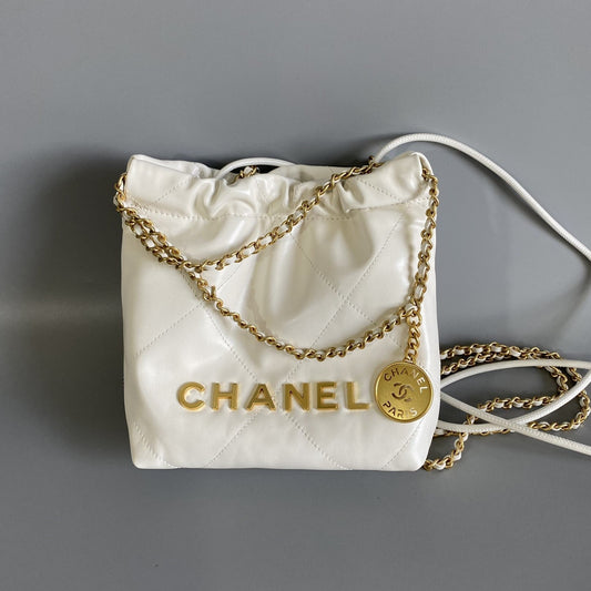 CC HOBO MINI 20CM CUIR D'AGNEAU BLANC GHW