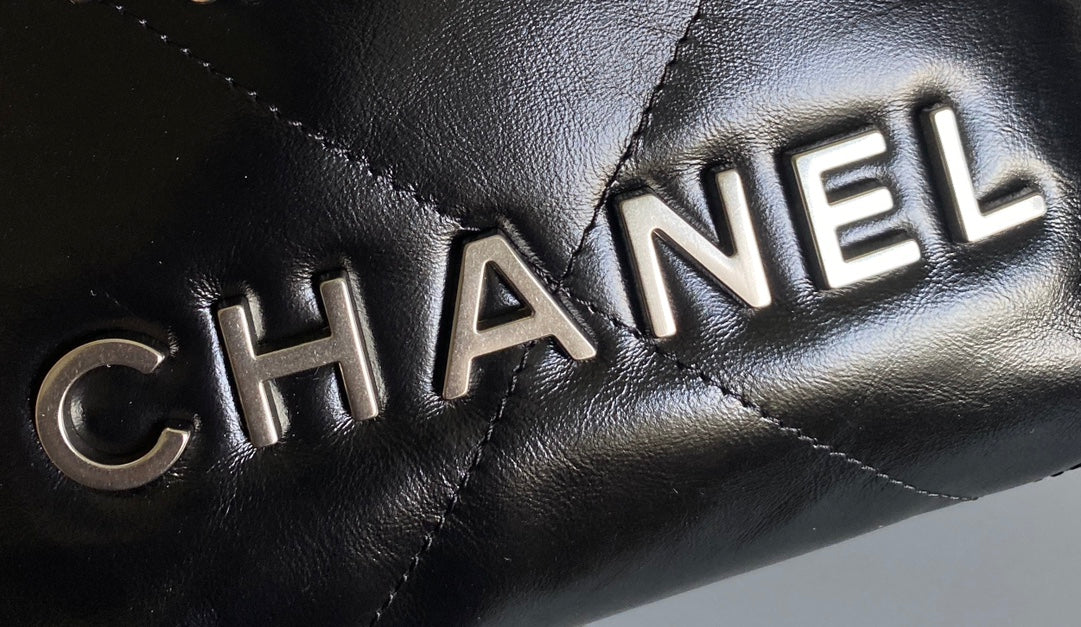 CC HOBO MINI 20CM EN CUIR D'AGNEAU NOIR SHW