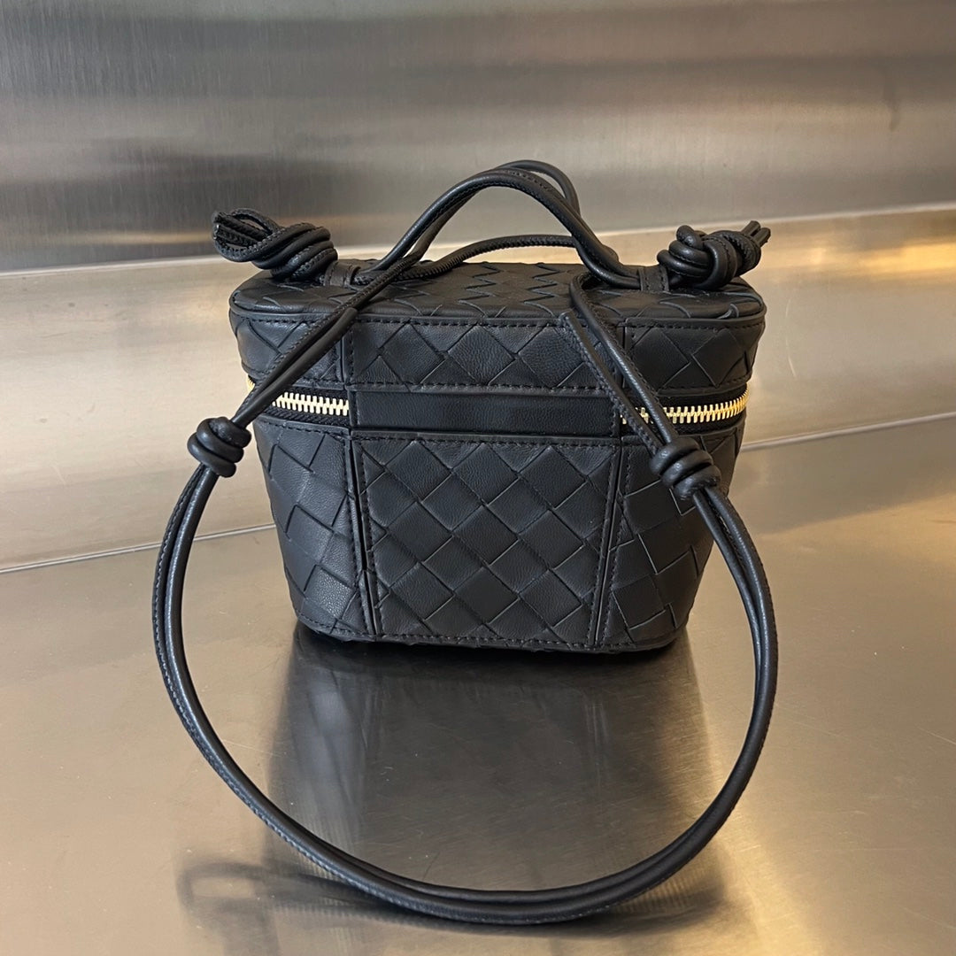 MINI VANITY CASE 18 EN CUIR D'AGNEAU NOIR