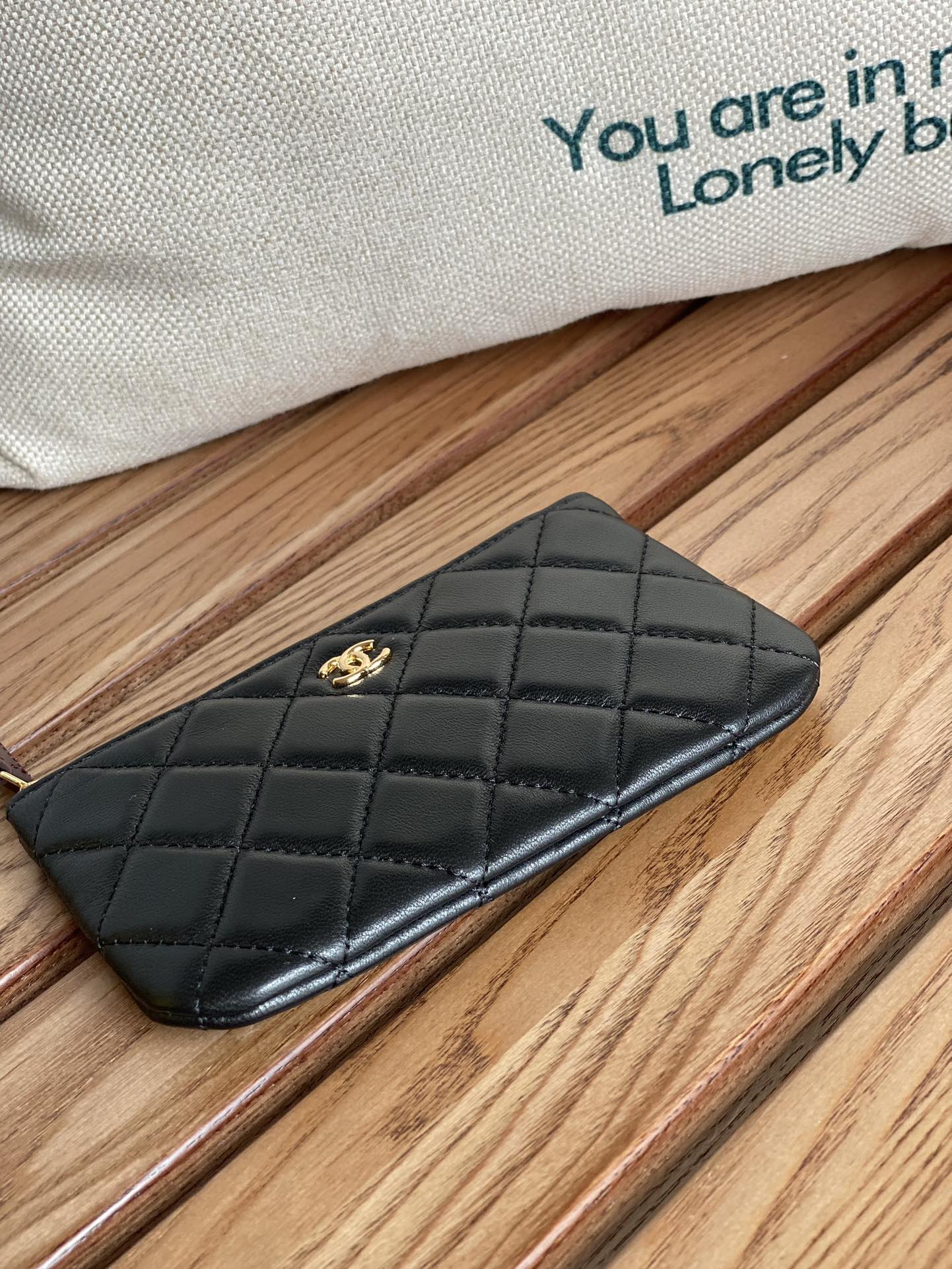 cc ジップウォレット 15 ブラック ラムスキン ゴールド金具