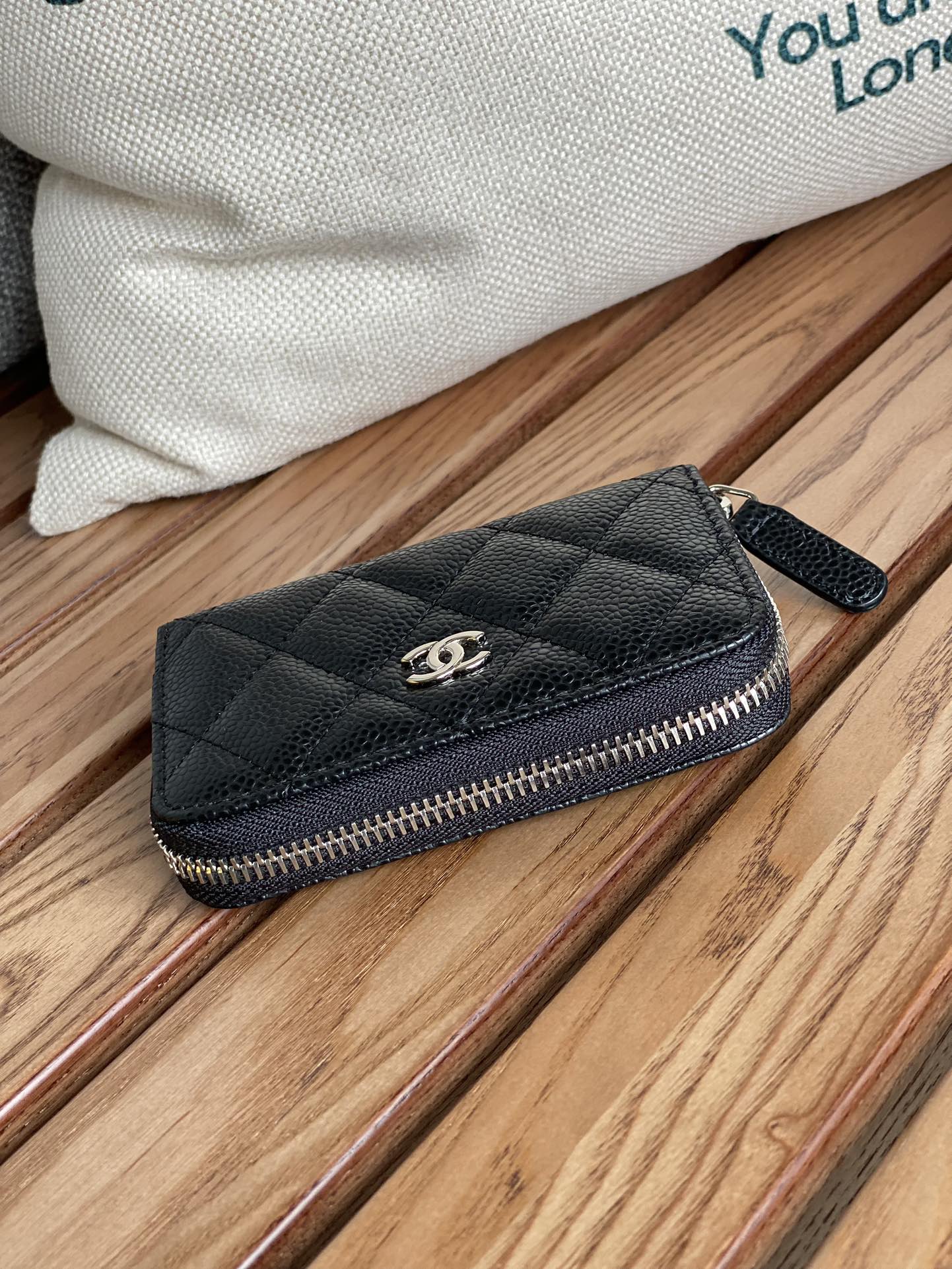 Portefeuille zippé CC 7,5 cm noir caviar matériel argenté