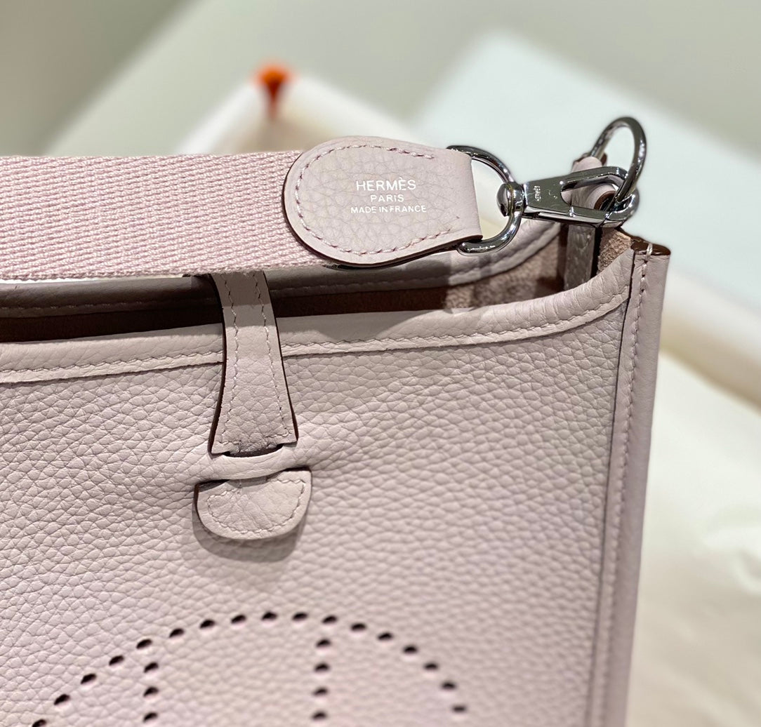 Mini Evelyne 18cm Rose Clair Togo Shw