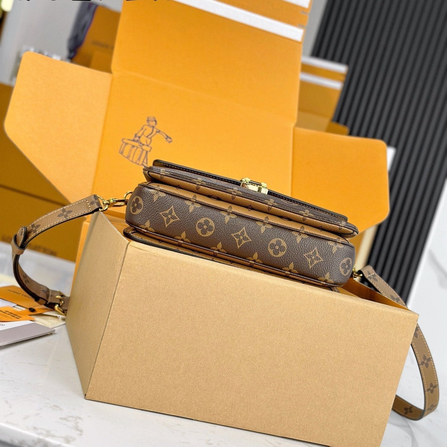 LV ポシェット メティス ブラウンミックス ジンジャーブラウン モノグラム リバース キャンバス 204264