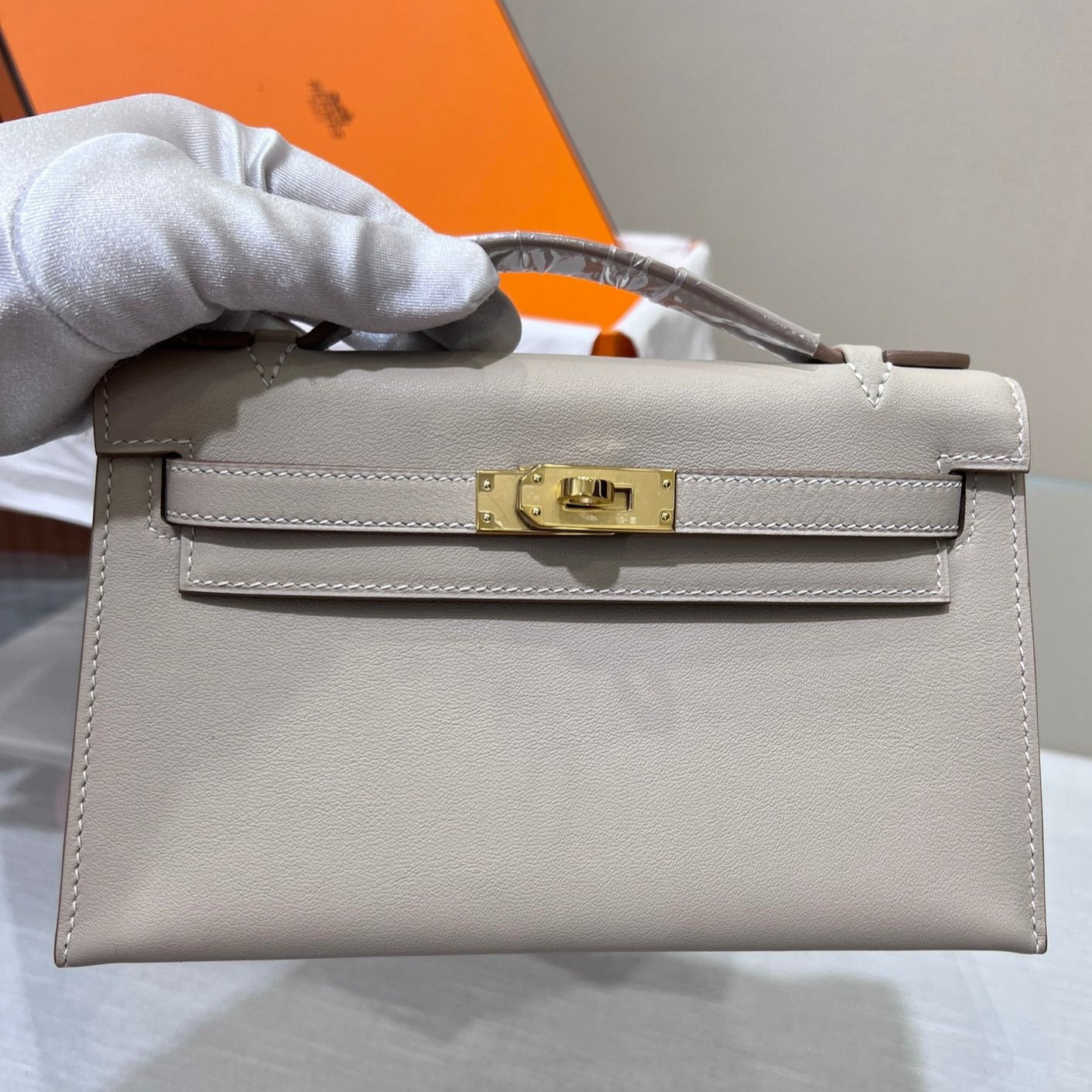 HM ケリー ポシェット 22cm グレー スイフト ゴールド金具