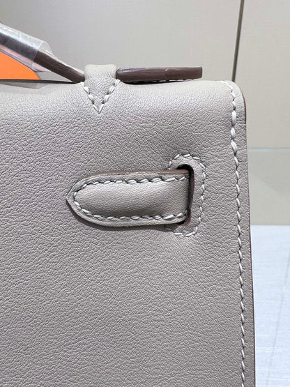 HM ケリー ポシェット 22cm グレー スイフト ゴールド金具