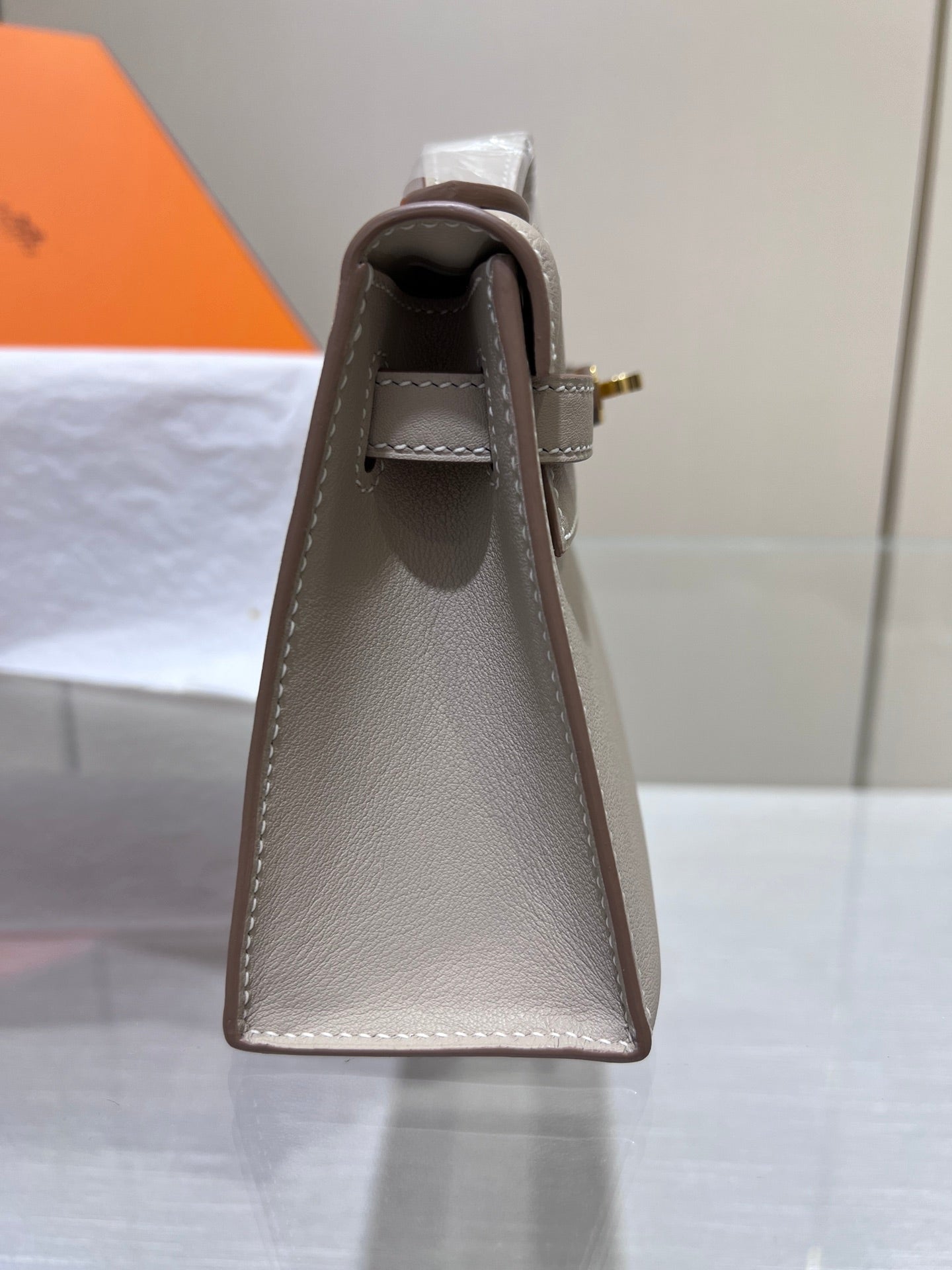 HM ケリー ポシェット 22cm グレー スイフト ゴールド金具