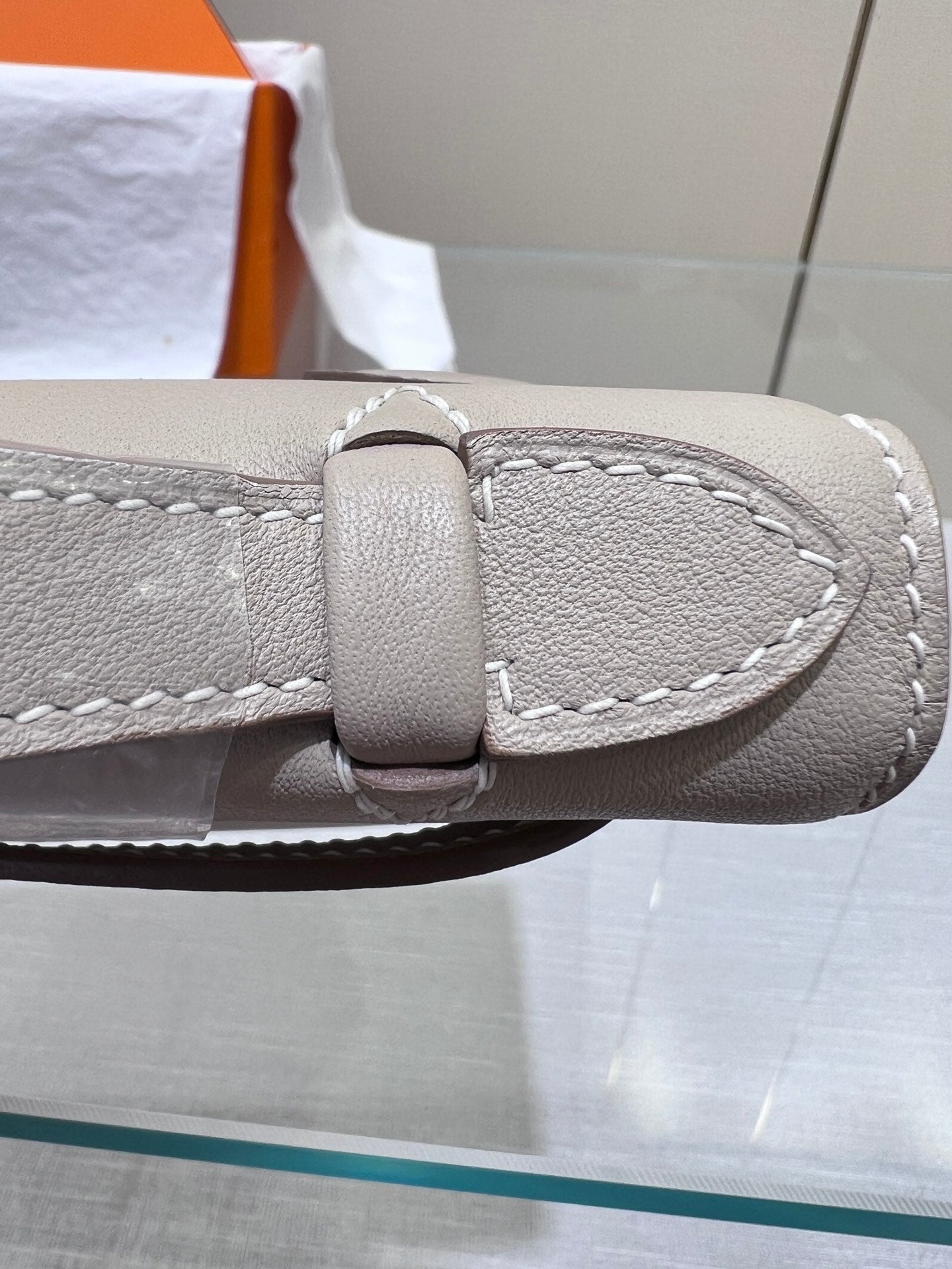 HM ケリー ポシェット 22cm グレー スイフト ゴールド金具