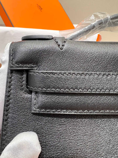 HM ケリー ポシェット 22cm ブラック スイフト シルバー金具