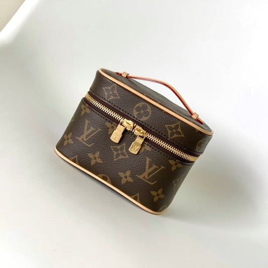 TROUSSE DE TOILETTE NICE NANO 14 
