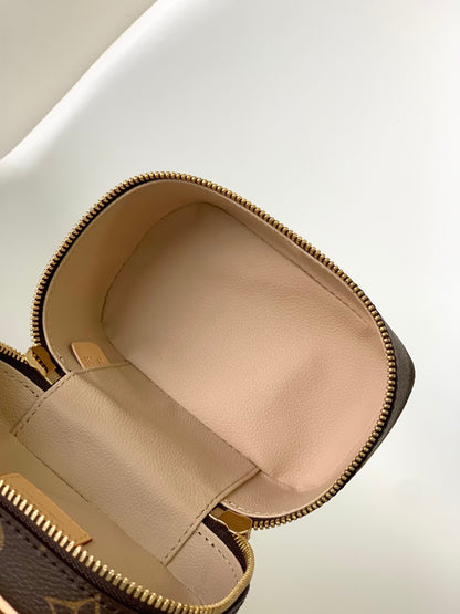 TROUSSE DE TOILETTE NICE NANO 14 