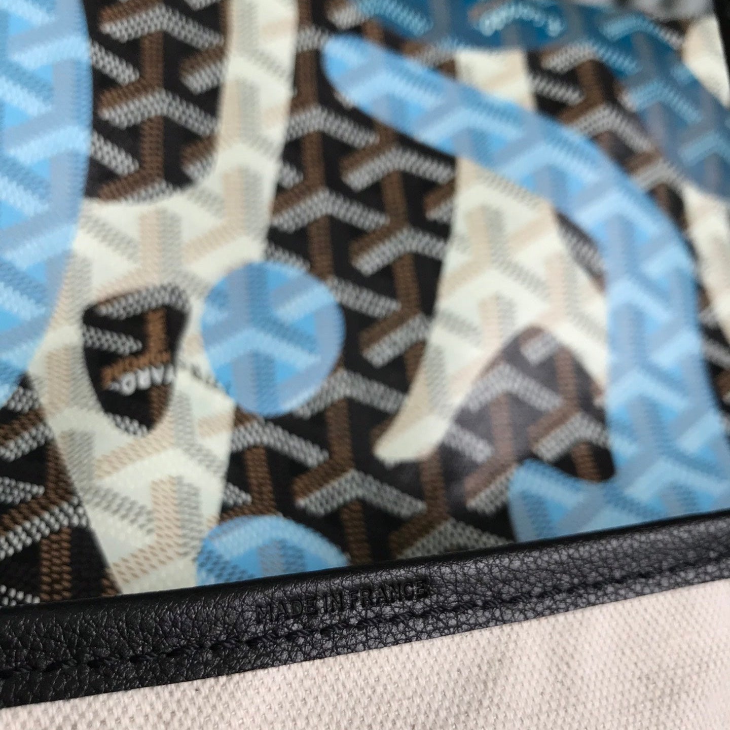 SAC SAINT LOUIS PM 34 EN TOILE GOYARDINE CAMOUFLAGE LETTRES BLEUES