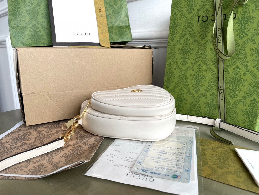 SAC MARMONT HEART 20 EN CUIR DE VEAU BLANC, QUINCAILLERIE DORÉ