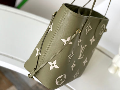 NEVERFULL MM 32 KAKI CRÈME MONOGRAMME CUIR EMPREINTE 