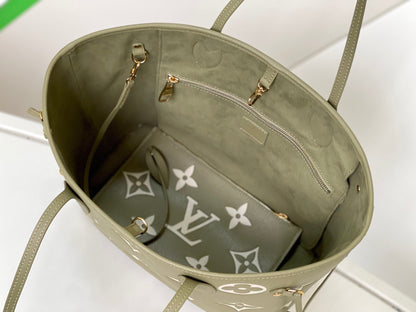 NEVERFULL MM 32 KAKI CRÈME MONOGRAMME CUIR EMPREINTE 