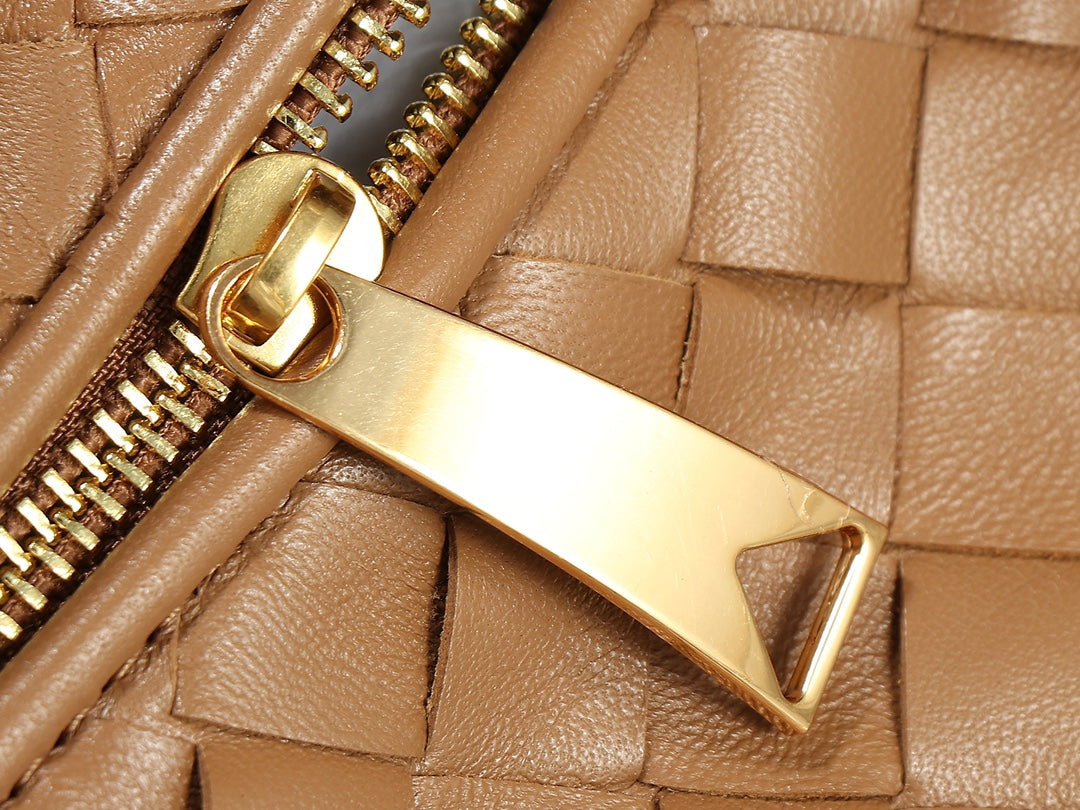 BV Teen Jodie 36 cm en cuir d'agneau marron 