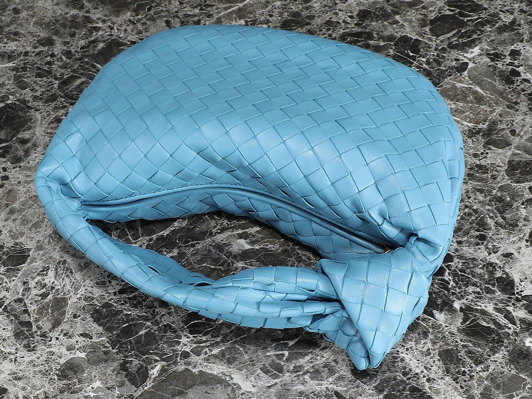 BV Teen Jodie 36 cm en cuir d'agneau bleu océan