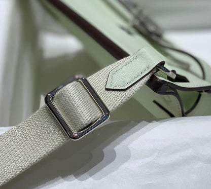 KELLY 23CM JYPSIERE LIGHT GREEN LEATHER CROSSBODY BAG SHW