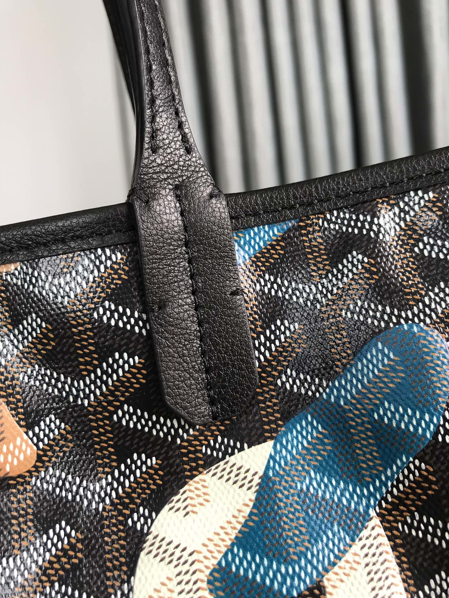 SAC SAINT LOUIS GM 40 EN TOILE GOYARDINE CAMOUFLAGE LETTRES BLEUES