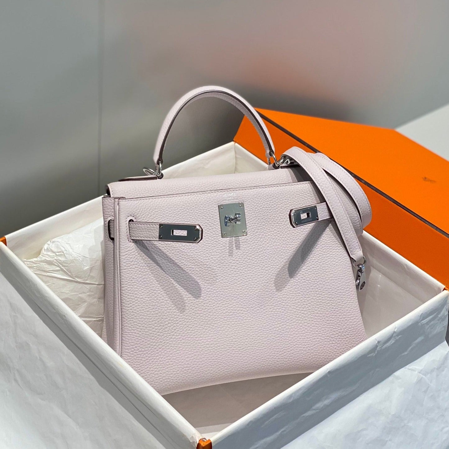 HM KELLY 28CM ROSE CLAIR TOGO QUINCAILLERIE ARGENTÉE