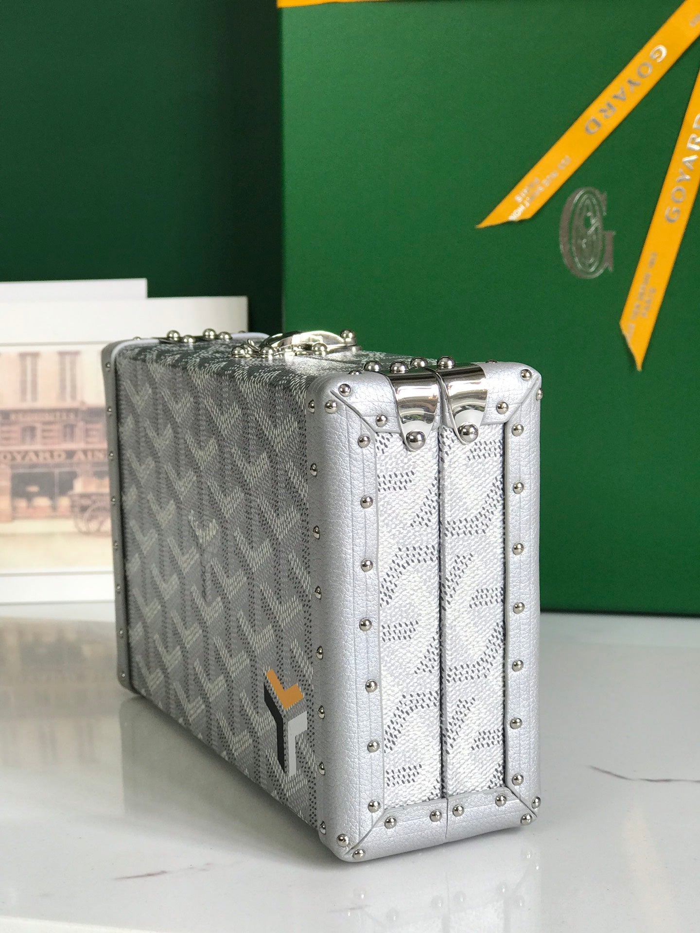 SAC COFFRE MINAUDIERE 17 EN TOILE GOYARDINE BLANCHE