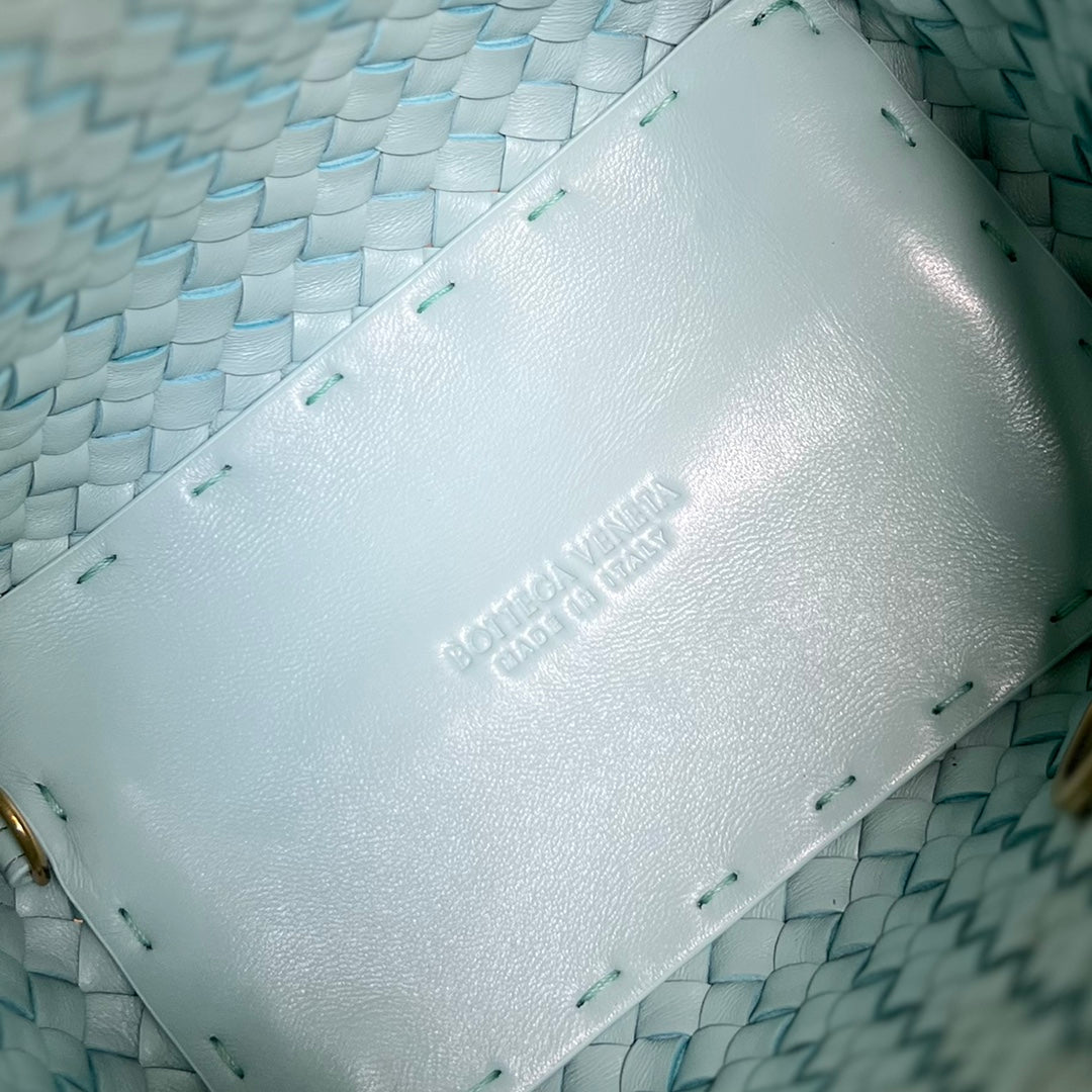 カバット バケット 35インチ ブルースカイ ラムスキン