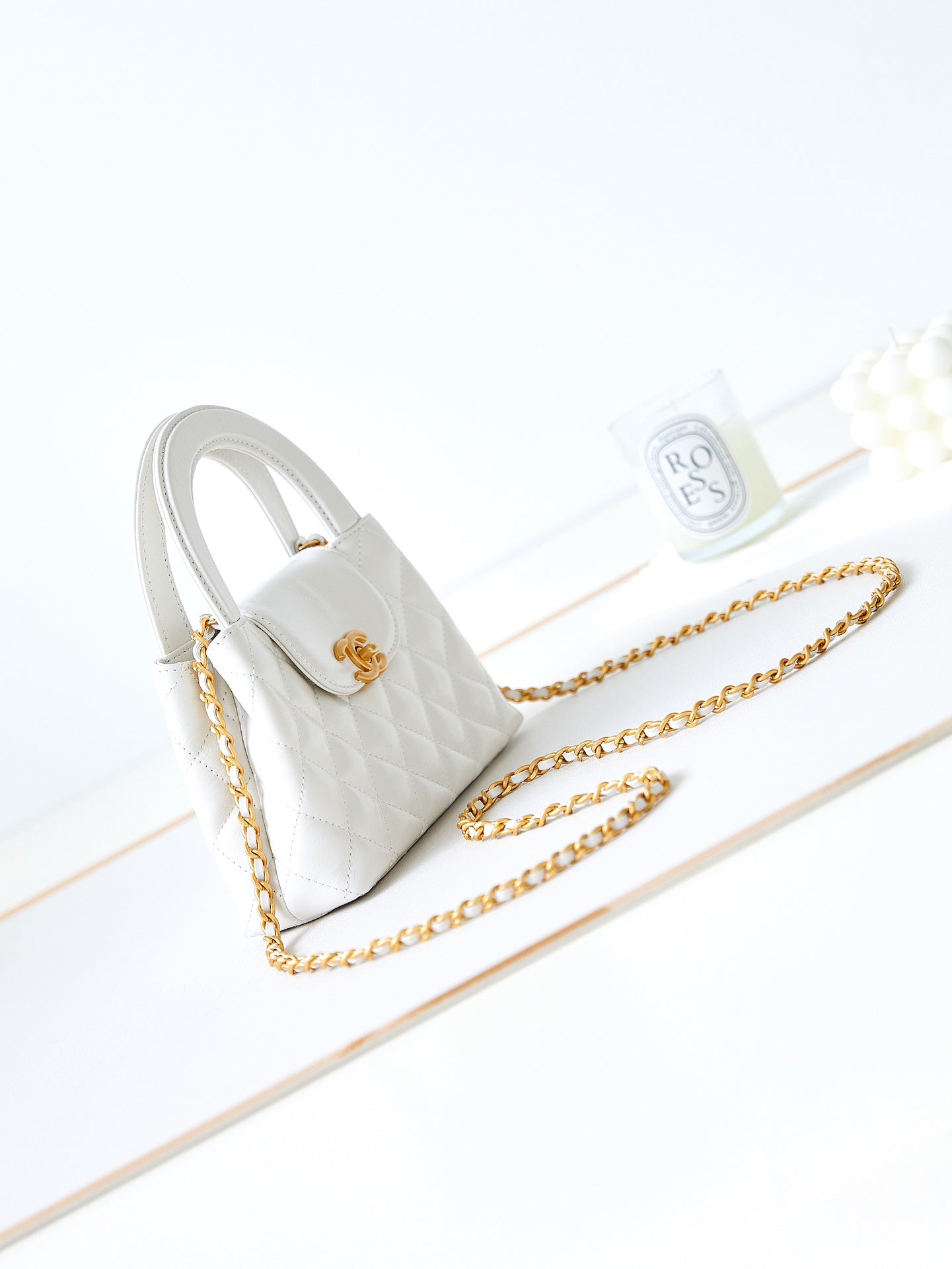 cc 24a ナノ 19cm ケリー ショッパーバッグ ホワイト ラムスキン