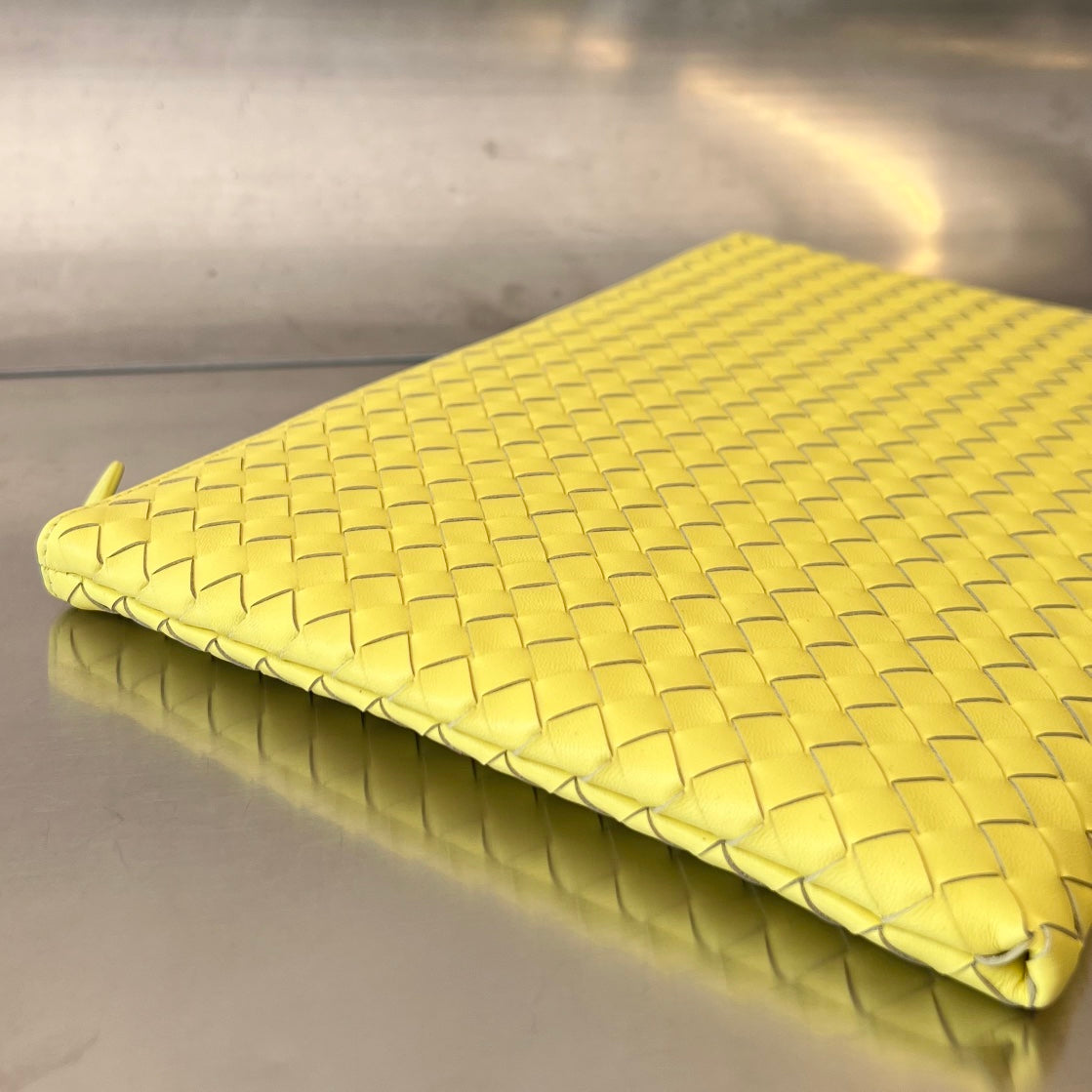 INTRECCIATO 30 EN CUIR D'AGNEAU JAUNE CLAIR