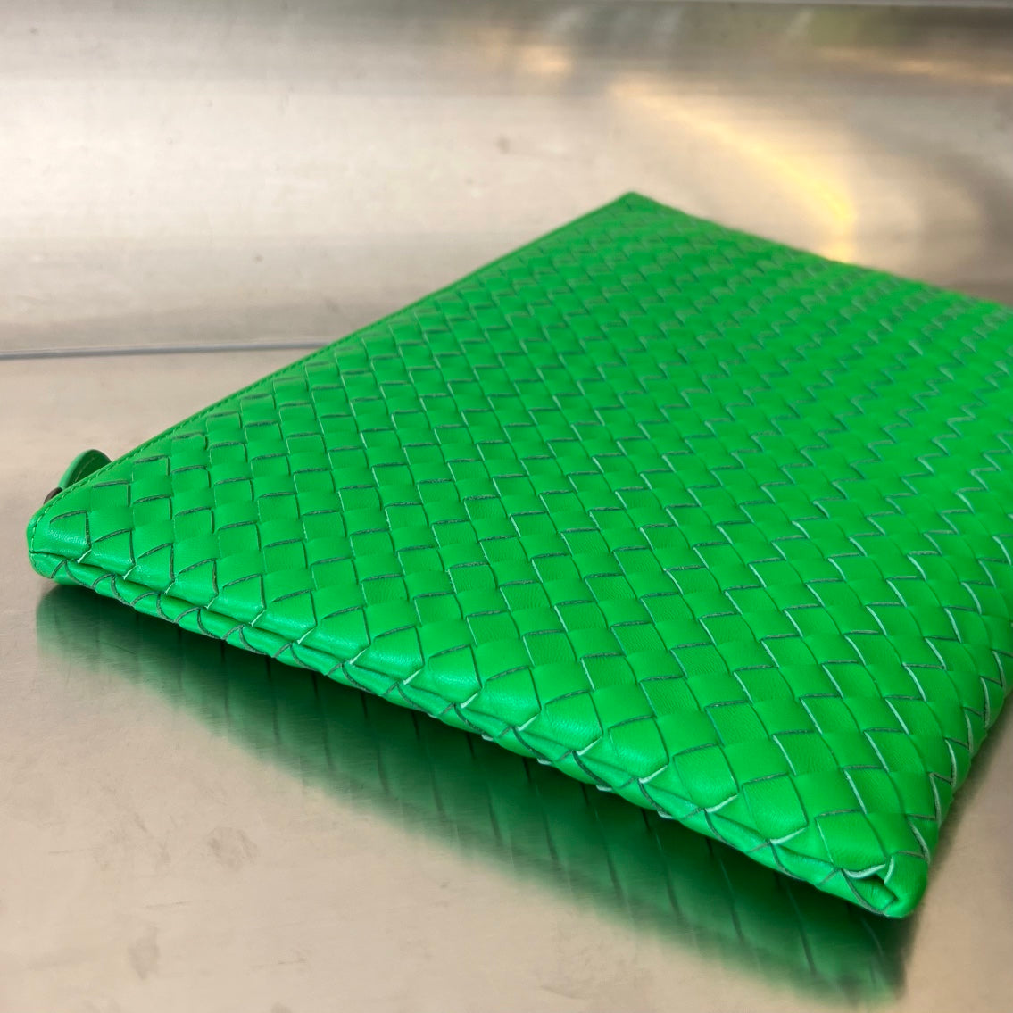 INTRECCIATO 30 EN AGNEAU VERT ÉMERAUDE
