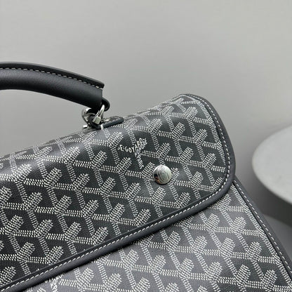 SAC À DOS LEGER 37 EN TOILE GOYARDINE GRISE AVEC BORDURES EN CUIR DE VEAU