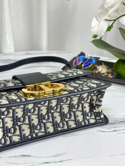 SAC MONTAIGNE 25 EN JACQUARD OBLIQUE BLEU