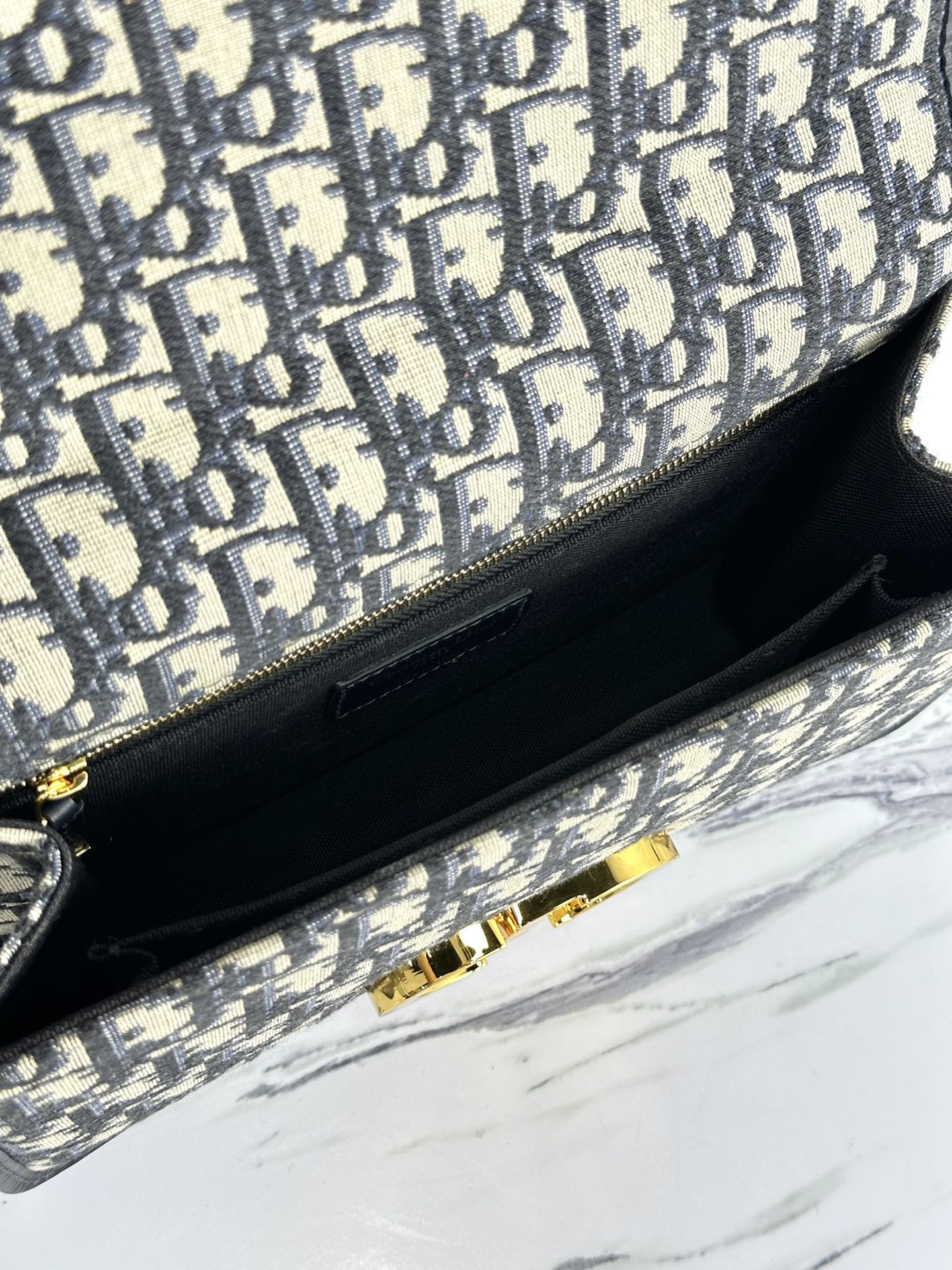 SAC MONTAIGNE 25 EN JACQUARD OBLIQUE BLEU