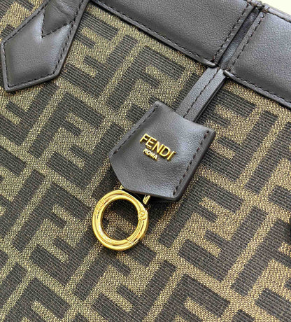 Grand sac Fendi Origami 33 marron mélangé noir en tissu jacquard FF