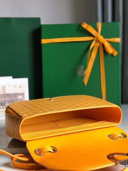 233 SAC 25 EN CUIR DE VEAU JAUNE ET TOILE GOYARDINE