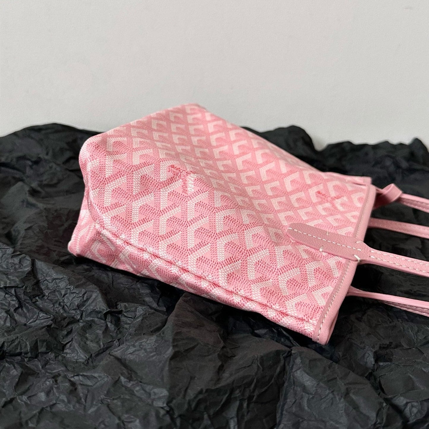 Mini sac Anjou 20 en cuir de veau rose pâle et toile Goyardine