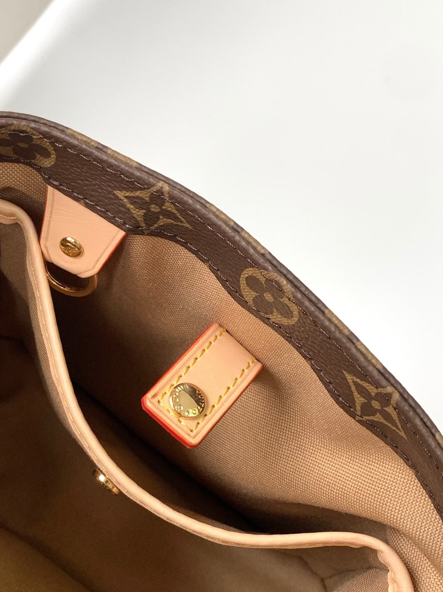 VAVIN PM SABAS 23 TOILE MONOGRAMME MARRON 