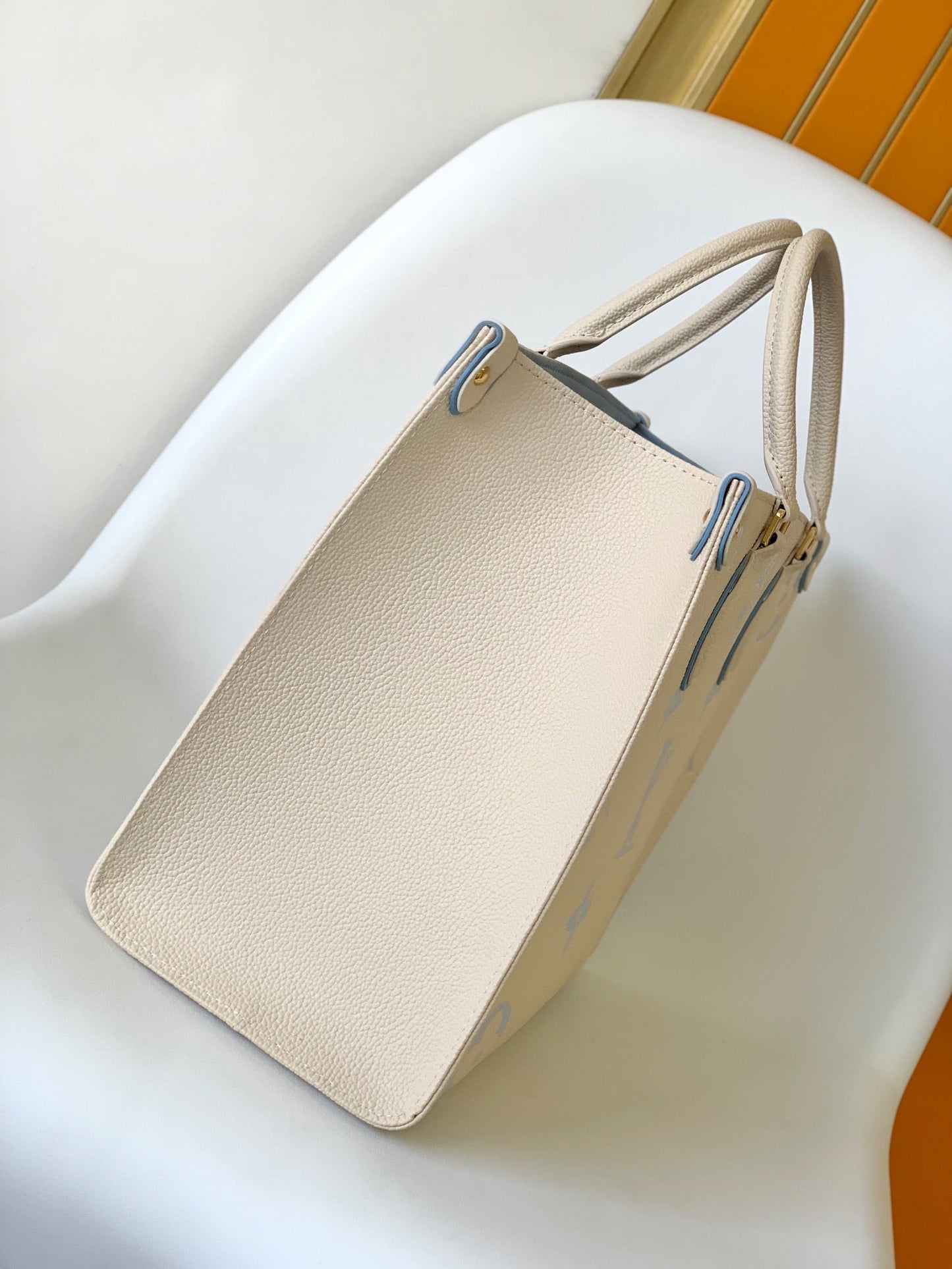 オンザゴー MM 35CM クリームブルー