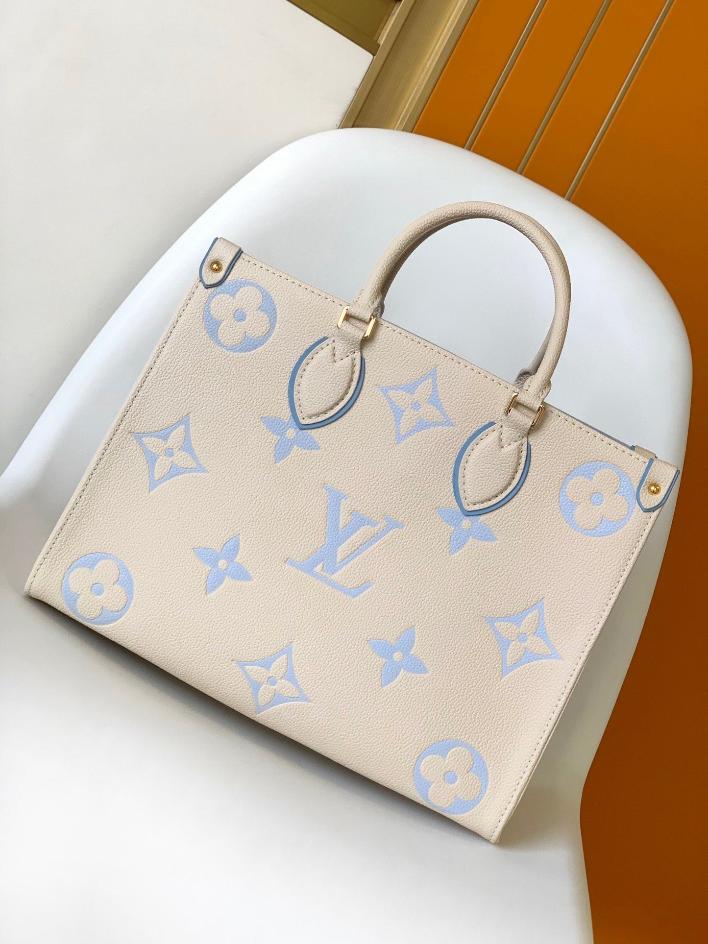 オンザゴー MM 35CM クリームブルー
