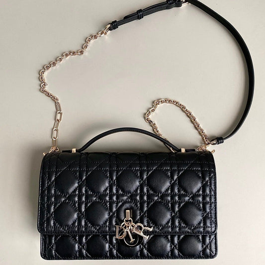Grand sac Miss Lady 24 en cuir d'agneau noir