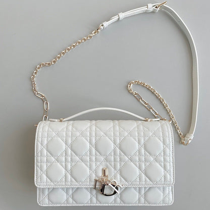 MISS LADY 24 GRAND SAC EN CUIR D'AGNEAU BLANC