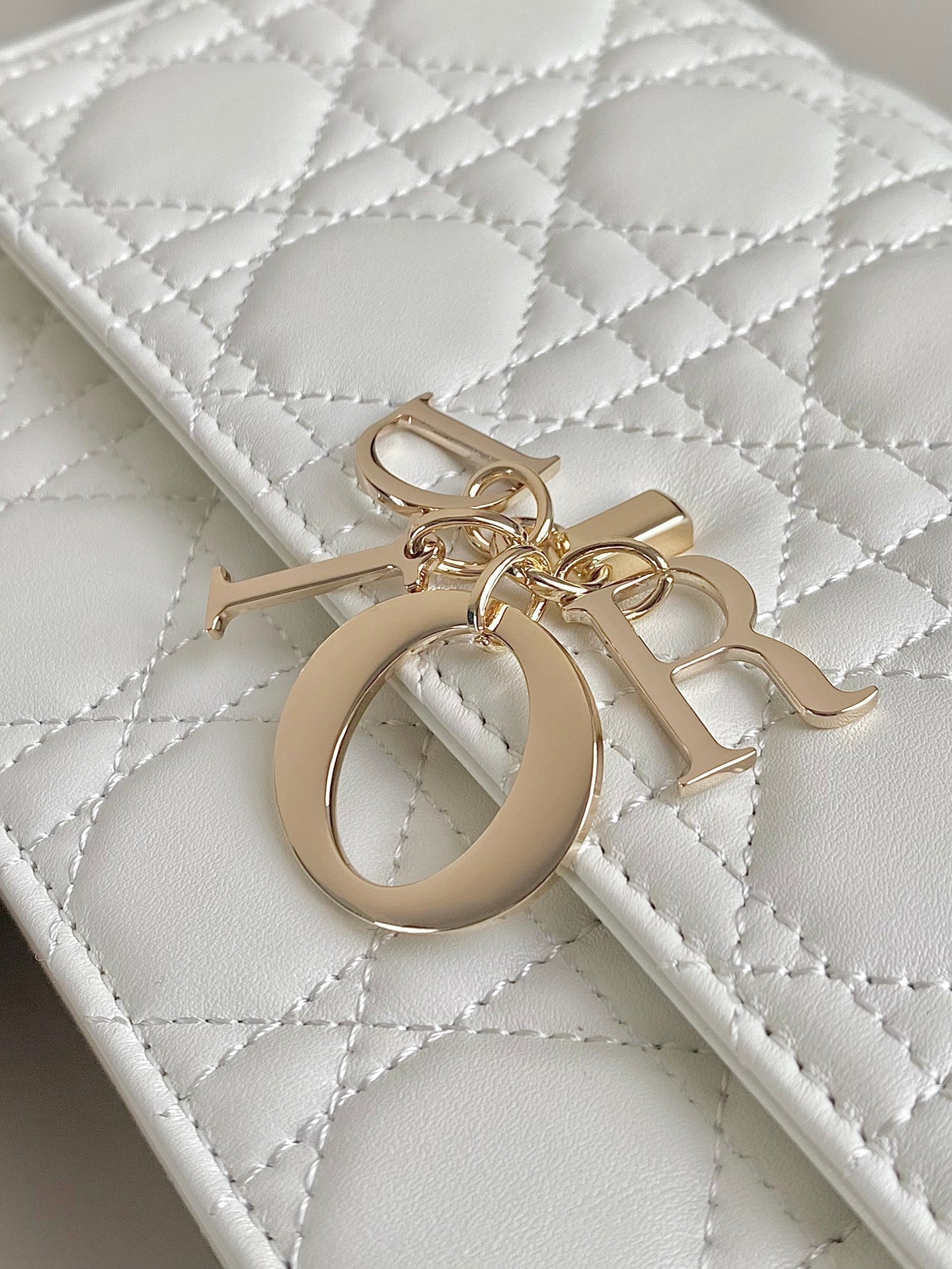 MISS LADY 24 GRAND SAC EN CUIR D'AGNEAU BLANC