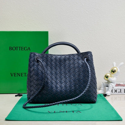 bv medium andiamo 32 cuir d'agneau bleu foncé 