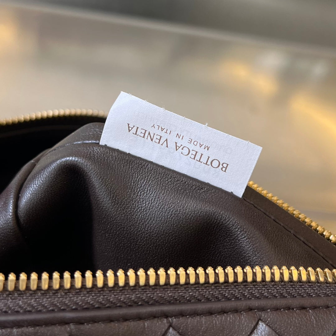 フォンダンカーフスキンのWALLACE 22バッグ