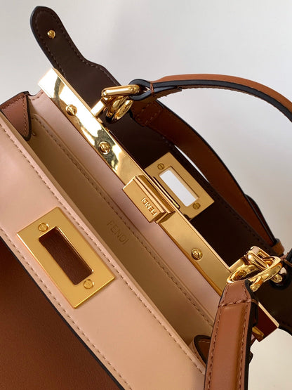Sac Peekaboo ISeeU Small 27 cm en cuir d'agneau doré et accessoires dorés 