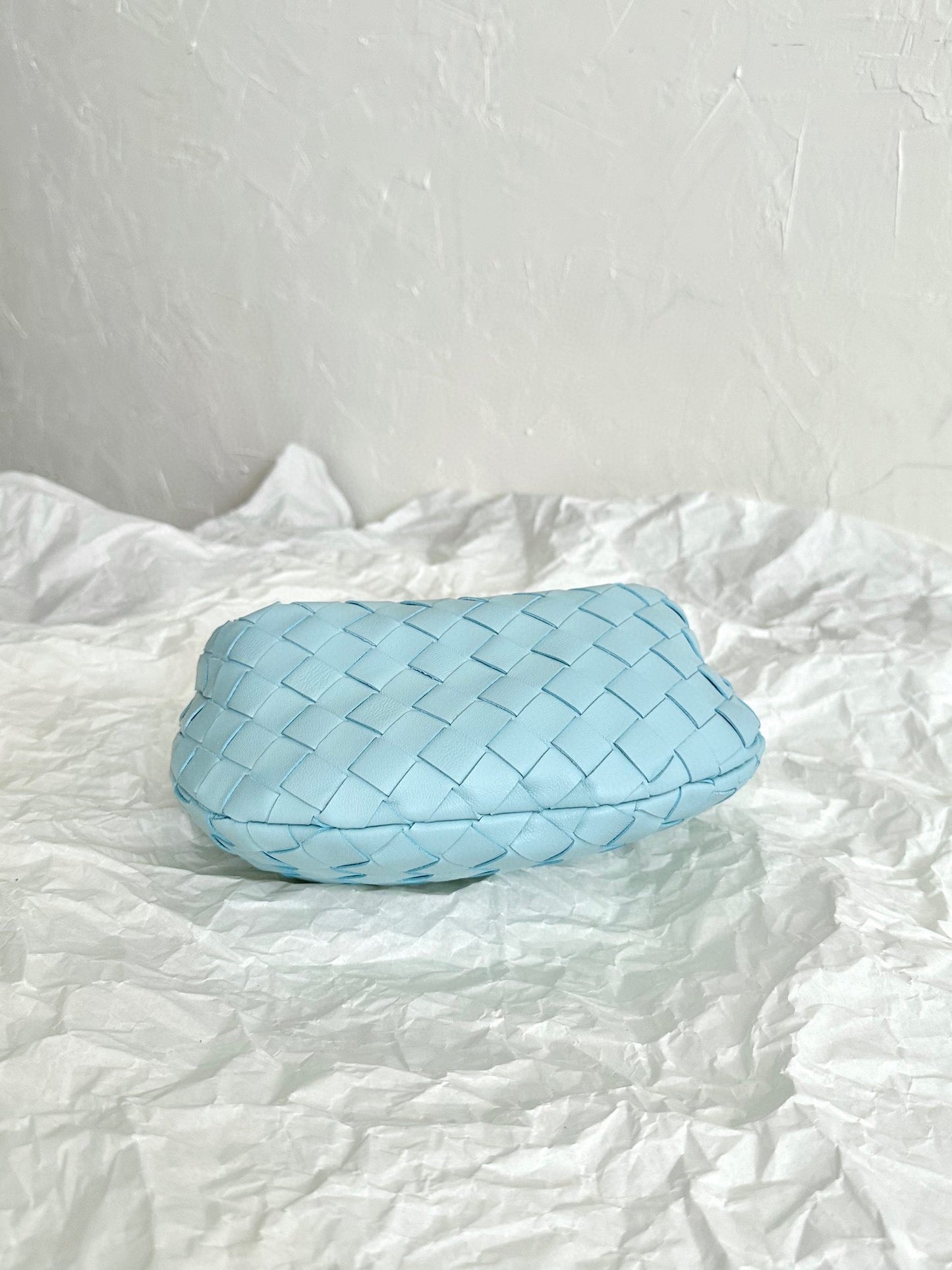 mini jodie 28 en cuir d'agneau bleu nuage