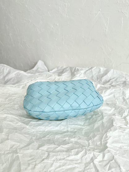 mini jodie 28 en cuir d'agneau bleu nuage