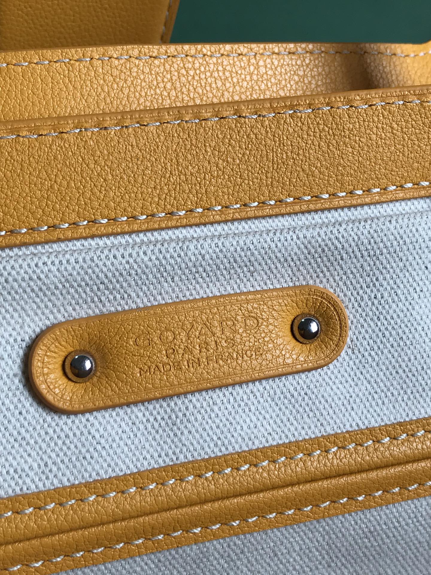 SAC SAIGON SOUPLE 34 EN TOILE GOYARDINE JAUNE ET CUIR DE VEAU
